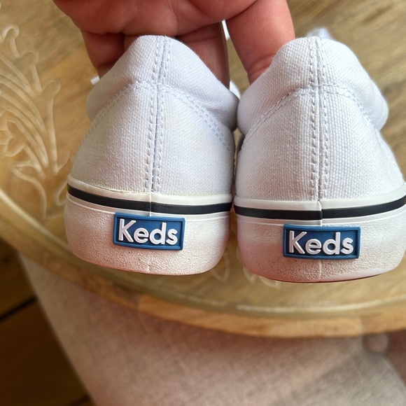 Keds Classic White Lace-Up Sneakers size 9.5 preloved - Picture 5 of 9